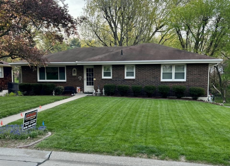 How big is a roof on a 1700 sq ft house near Saint Joseph Missouri?